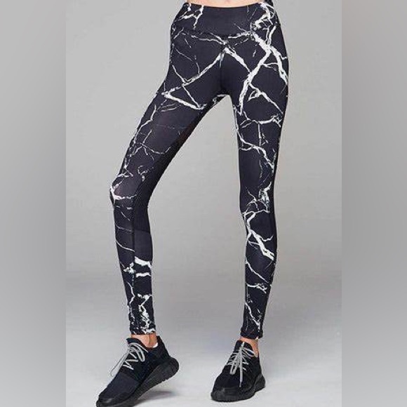 Varley Bicknell legging noir marble - Picture 8 of 16